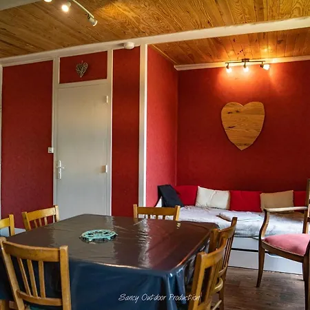 Apartment Les Tilleuls Besse-et-Saint-Anastaise